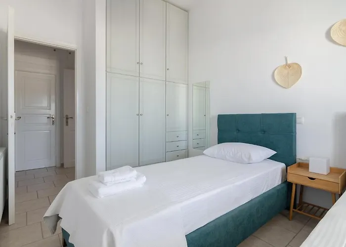 And Spacious In Paros Apartment Naousa (Paros)
