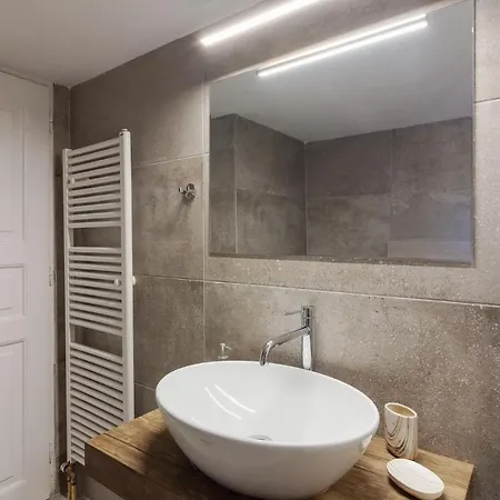 Apartment And Spacious In Paros
