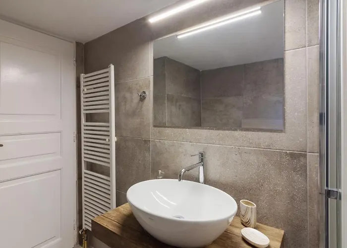 Apartmán And Spacious In Paros