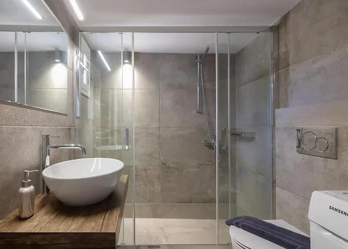 Apartmán And Spacious In Paros