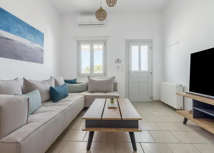 Daire And Spacious In Paros *