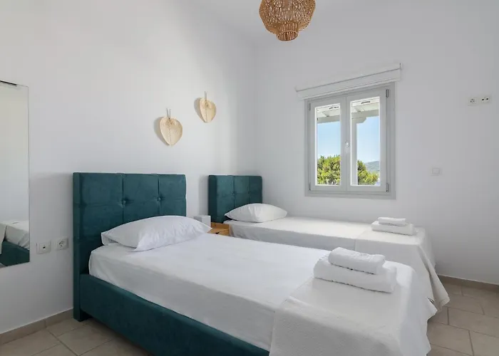 And Spacious In Paros * Nausa